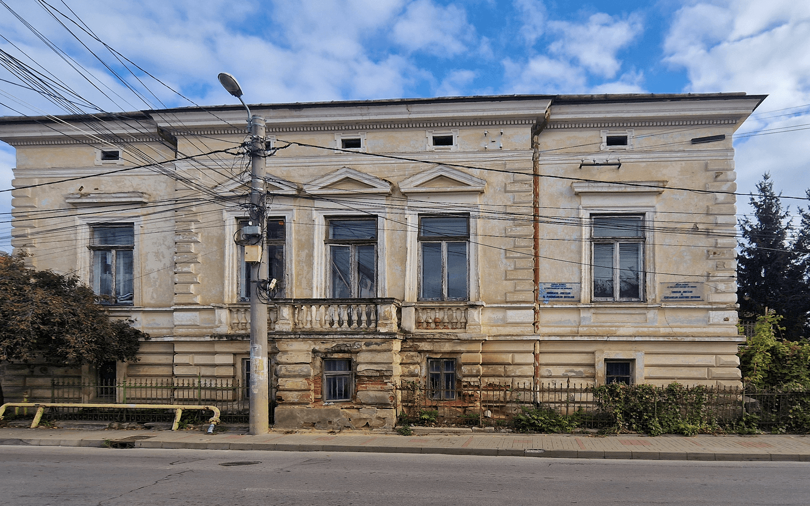 Reabilitarea, restaurarea șI valorificarea durabilă a casei Goilav